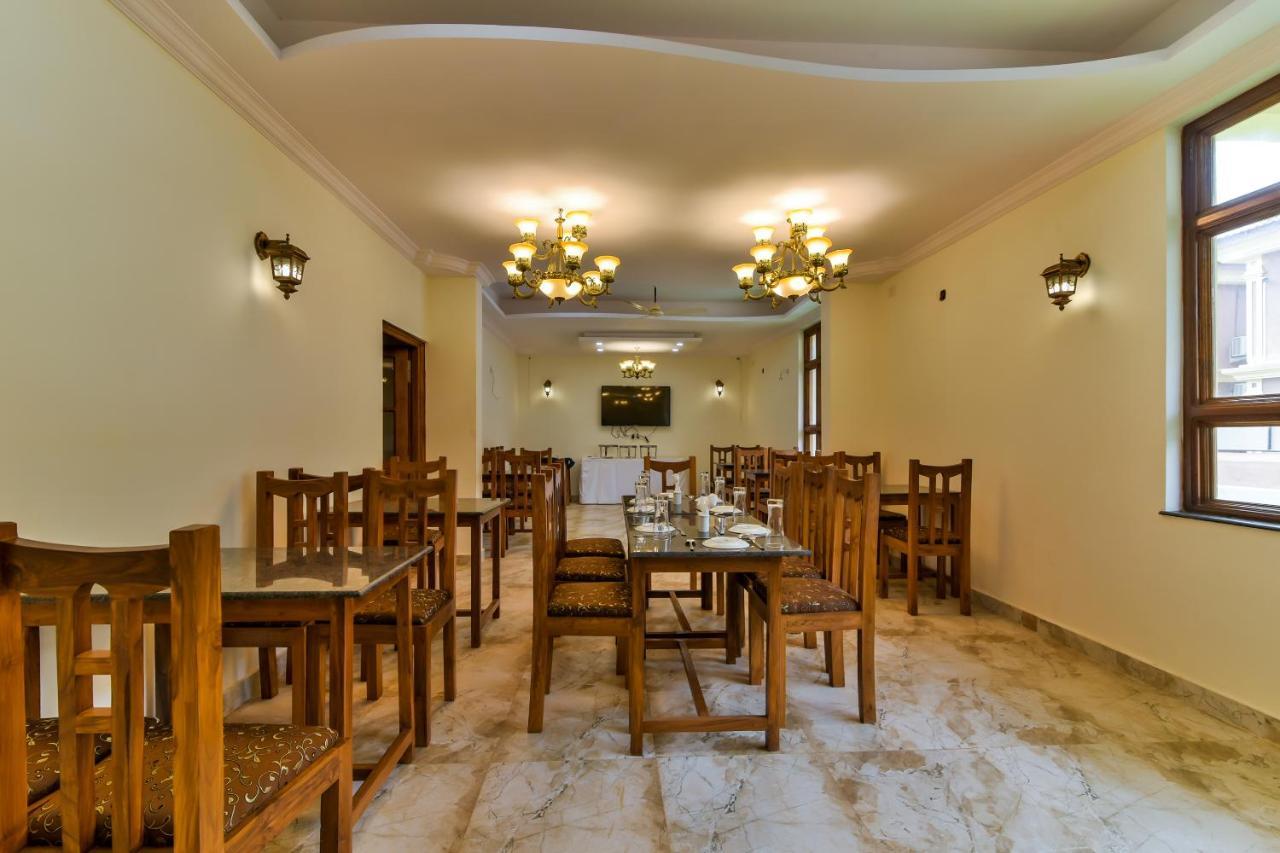 Sonikas Holiday Homes Candolim Bagian luar foto